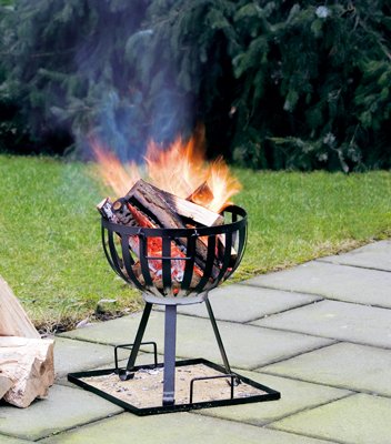 Feuerkorb mit Grill